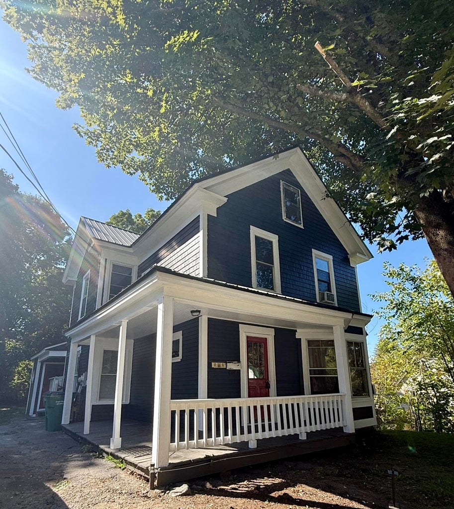 49 Mill St 2